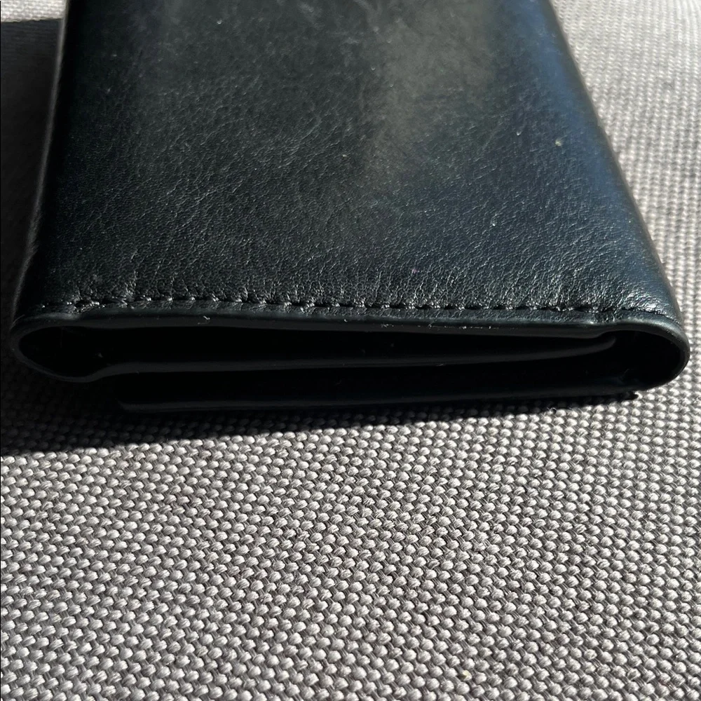 Coach Men's Black Smooth Leather Trifold Wallet